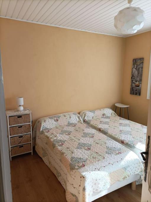 Appartement Joli 3 Pieces Au Calme